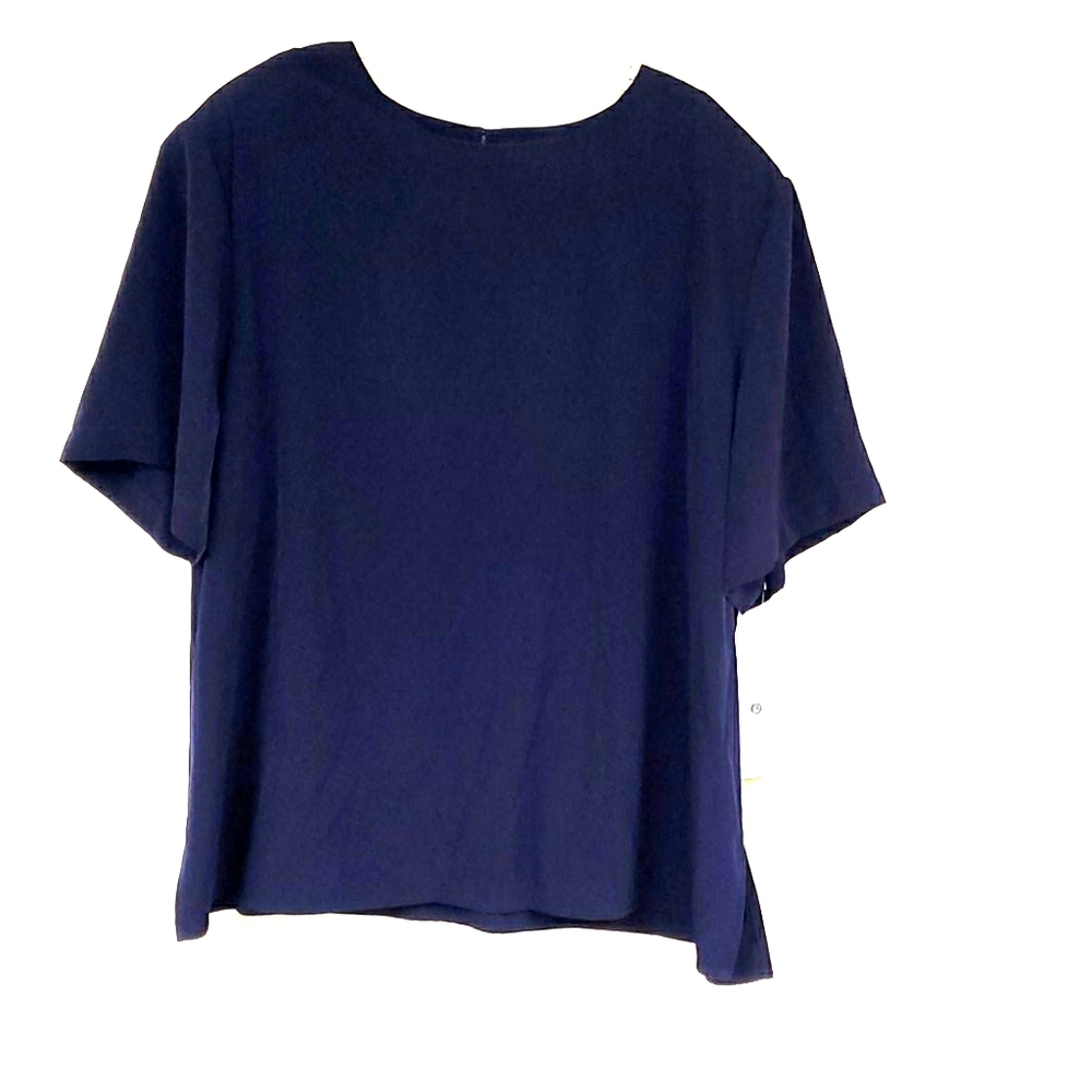 NWT, Navy short-sleeved blouse, 3X